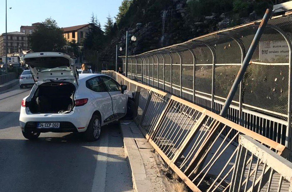 Köprü korkulukları olası bir faciayı önledi