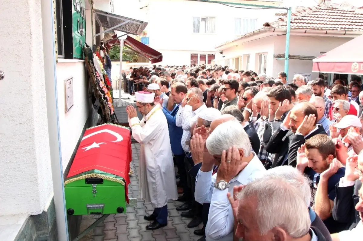 Makinist Tunaboylu son yolculuğuna uğurlandı