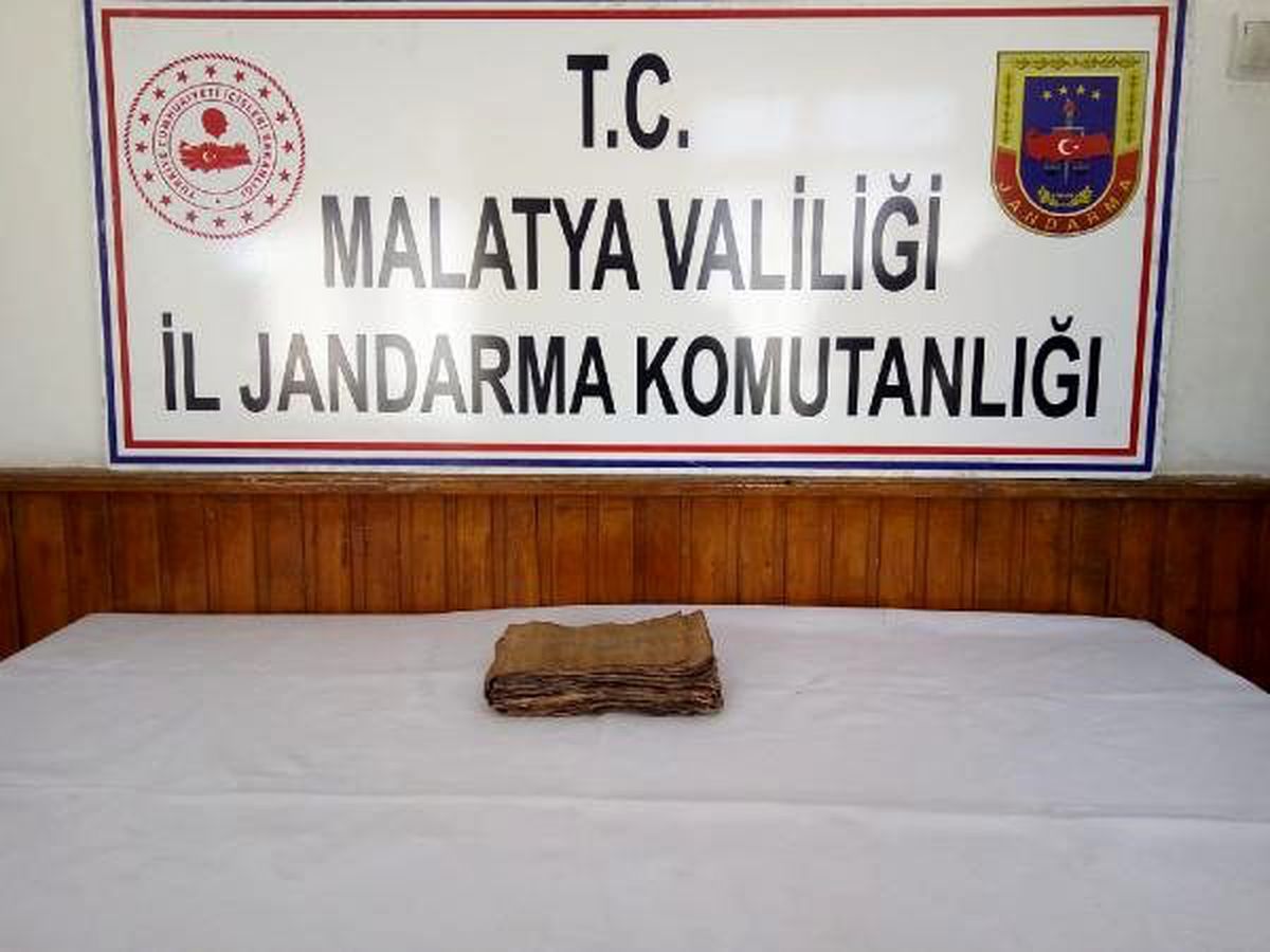 Malatya\'da mısır dönemine ait el yazması ele geçirildi