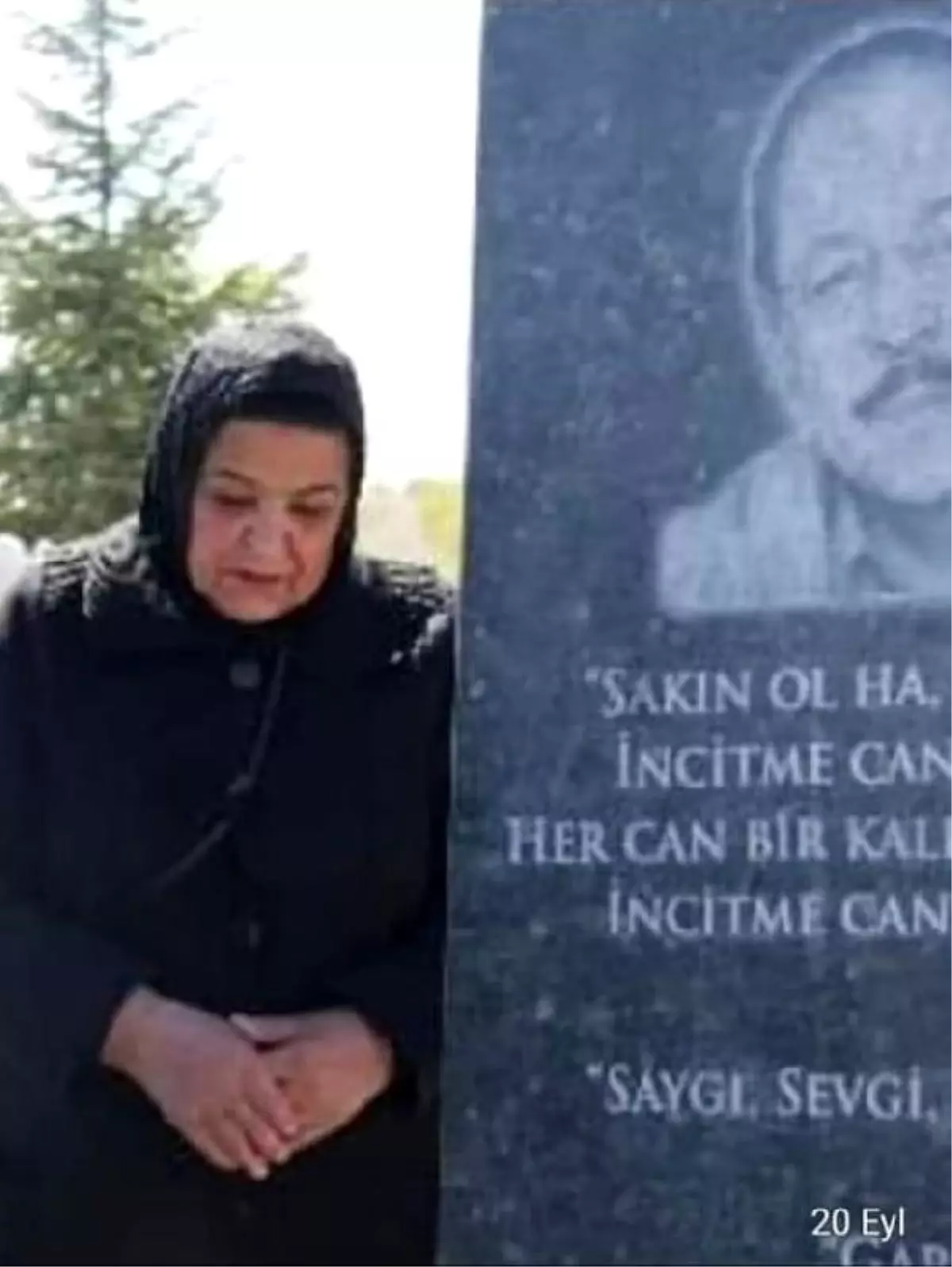 Neşet ertaş\'ın kardeşi ayşe garip, otomobilin çarpması sonucu öldü