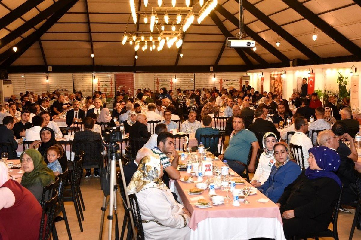 Şanlıurfa\'da gaziler yemekte buluştu