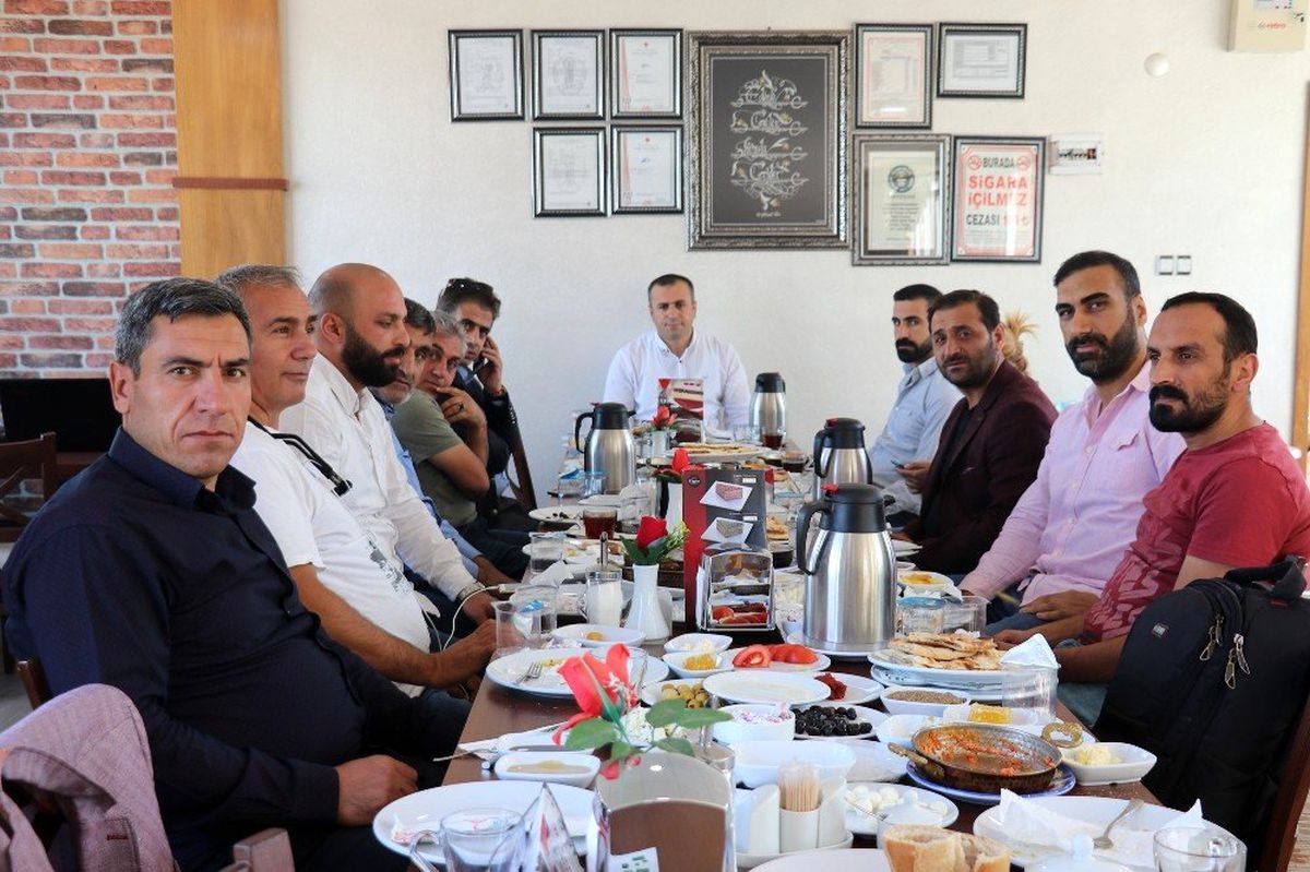 Van Kahvaltı Konağı gazetecileri ağırladı