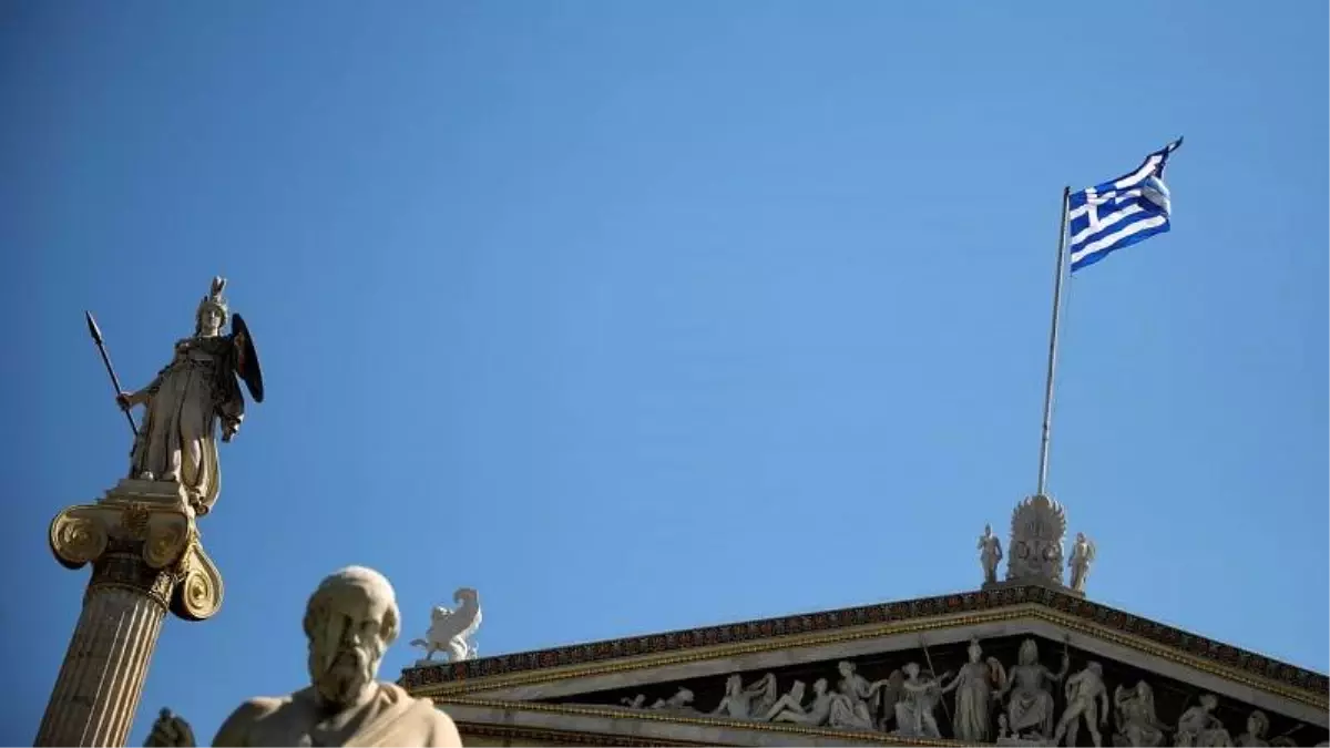 Yunanistan\'da Danıştay zorunlu din derslerinin anayasaya aykırı olduğuna hükmetti