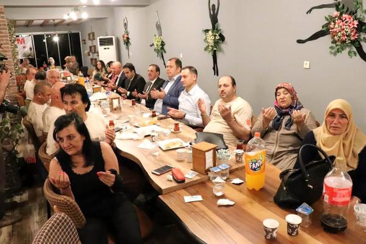 35 yıl sonra vatani görevlerini yaptıkları midyat\'ta buluştular