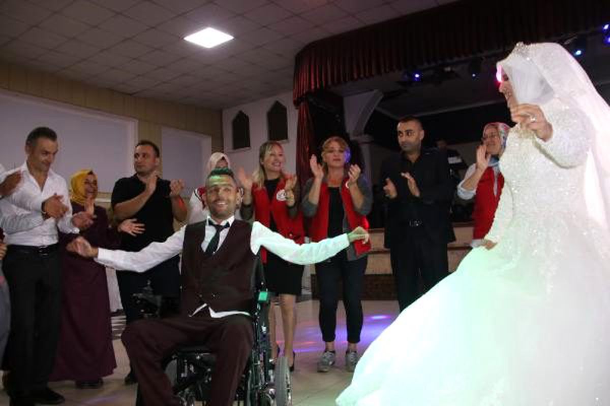 Aşkları engel tanımadı