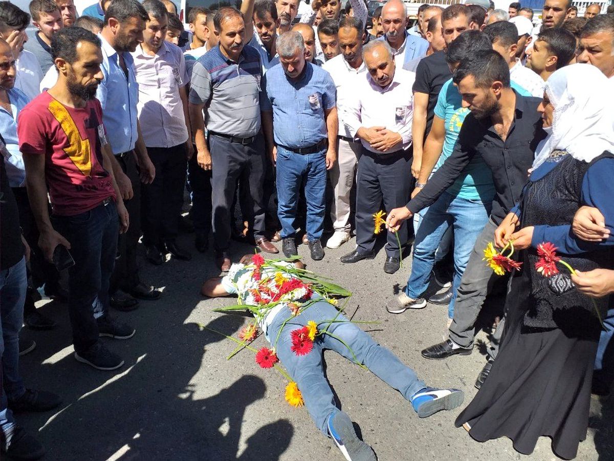 Batman\'da meslektaşları öldürülen pazarcılar, tezgah açmadı