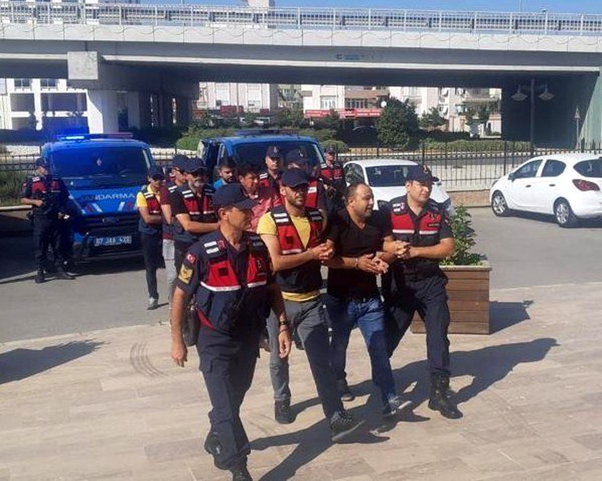 Belediye başkanının evine silahlı saldırıya 4 tutuklama