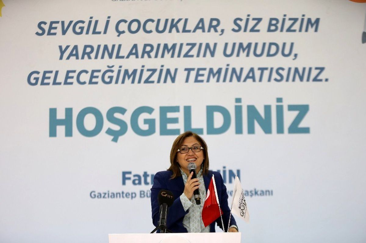 Büyükşehir\'den 5 bin öğrenciye okul malzemesi yardımı