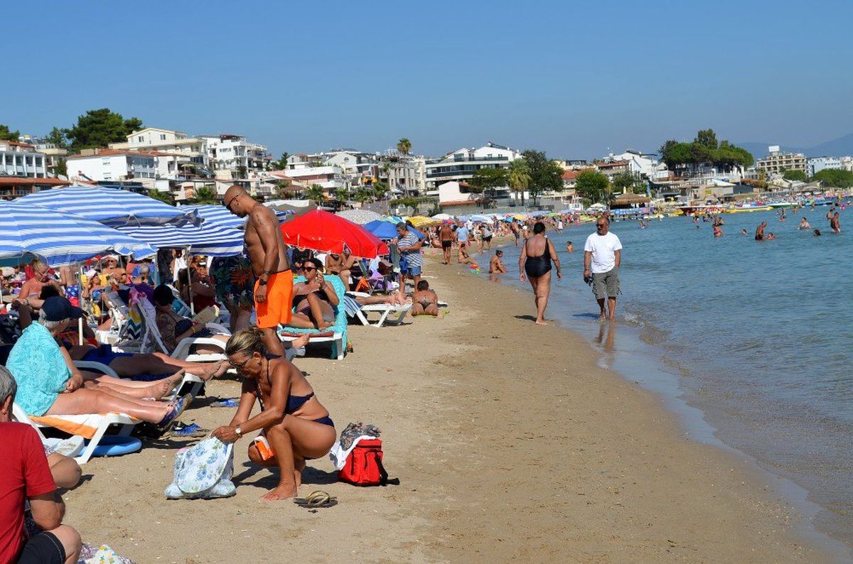 Didim\'de Eylül\'de deniz keyfi bir başka