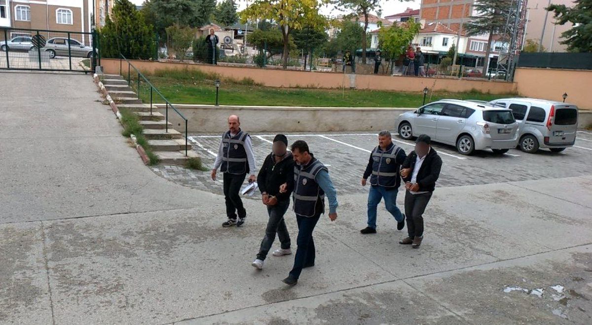 Hırsızlık şüphelileri adliyede