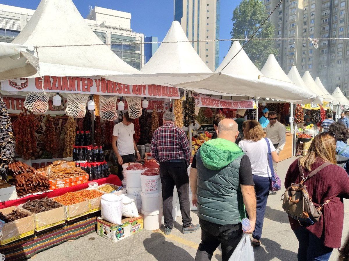 İstanbul\'da 50 bin porsiyon kebap pişirilecek