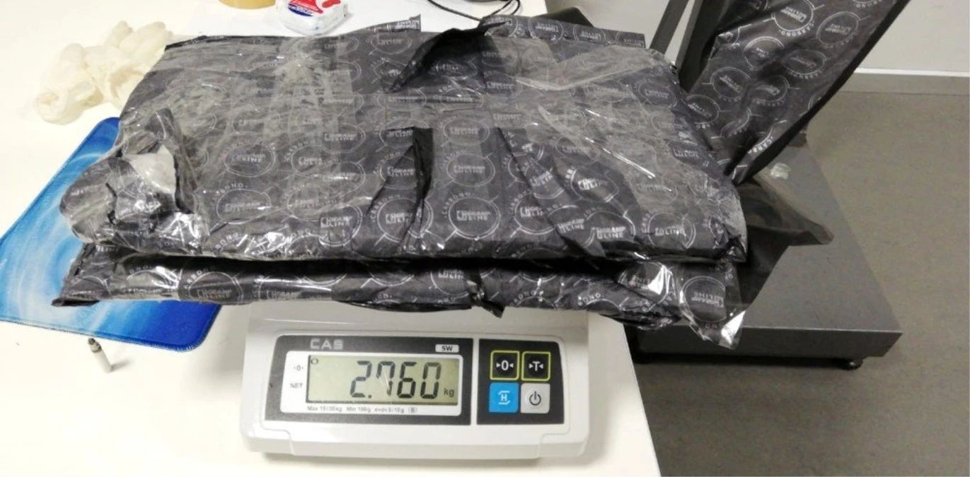 İstanbul Havalimanı\'nda 13 kilo kokain ele geçirildi