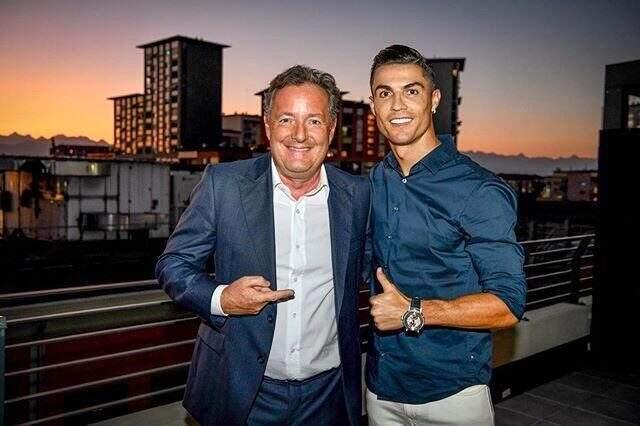 Ronaldo, kendisine hamburger yardımcı yapan kadını buldu