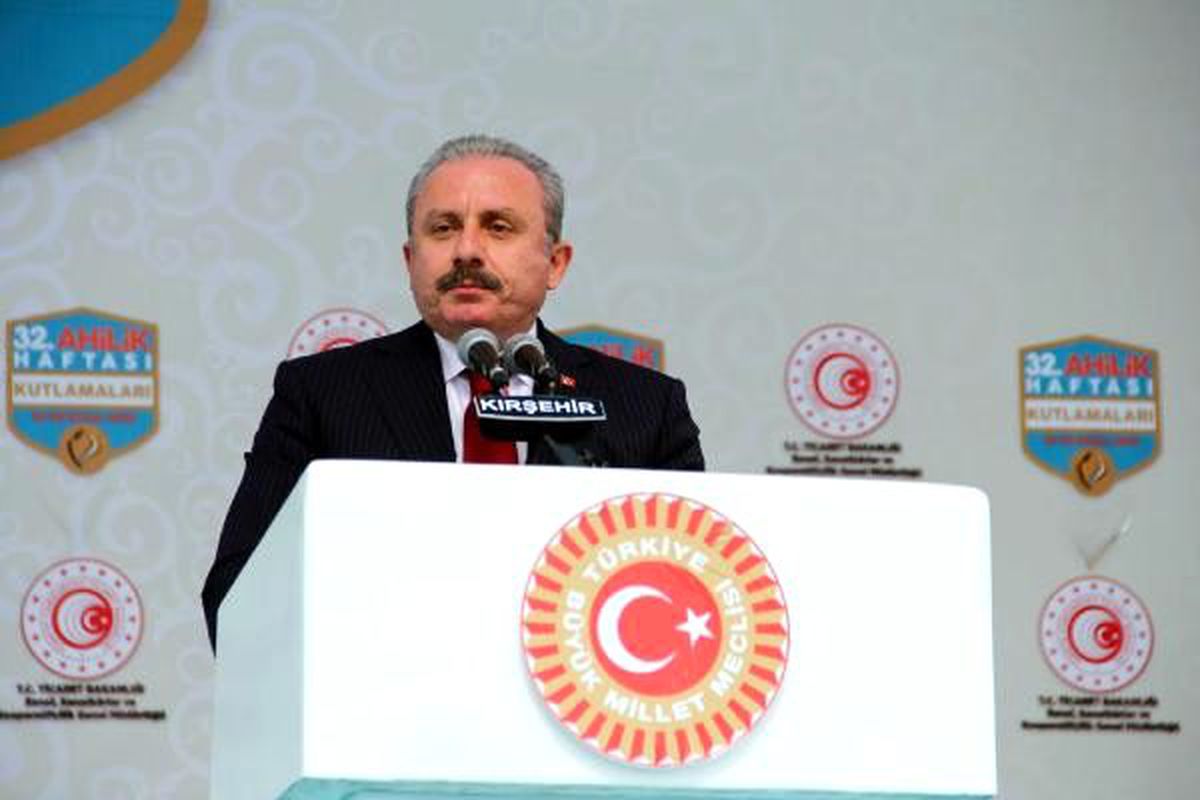 Tbmm başkanı şentop: daha çok kazanç isterken, daha mutsuz topluluklara dönüştük