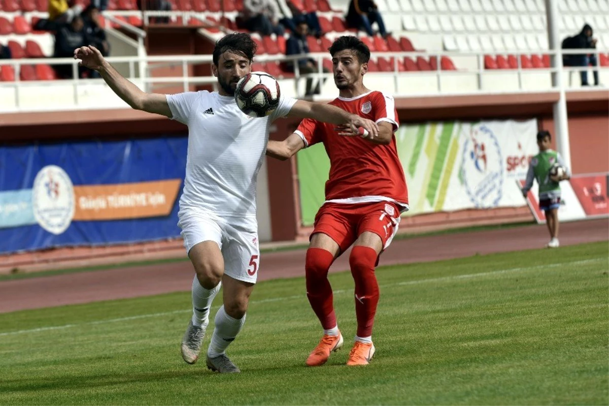 TFF 2. Lig: Gümüşhanespor: 1 - Pendikspor: 1