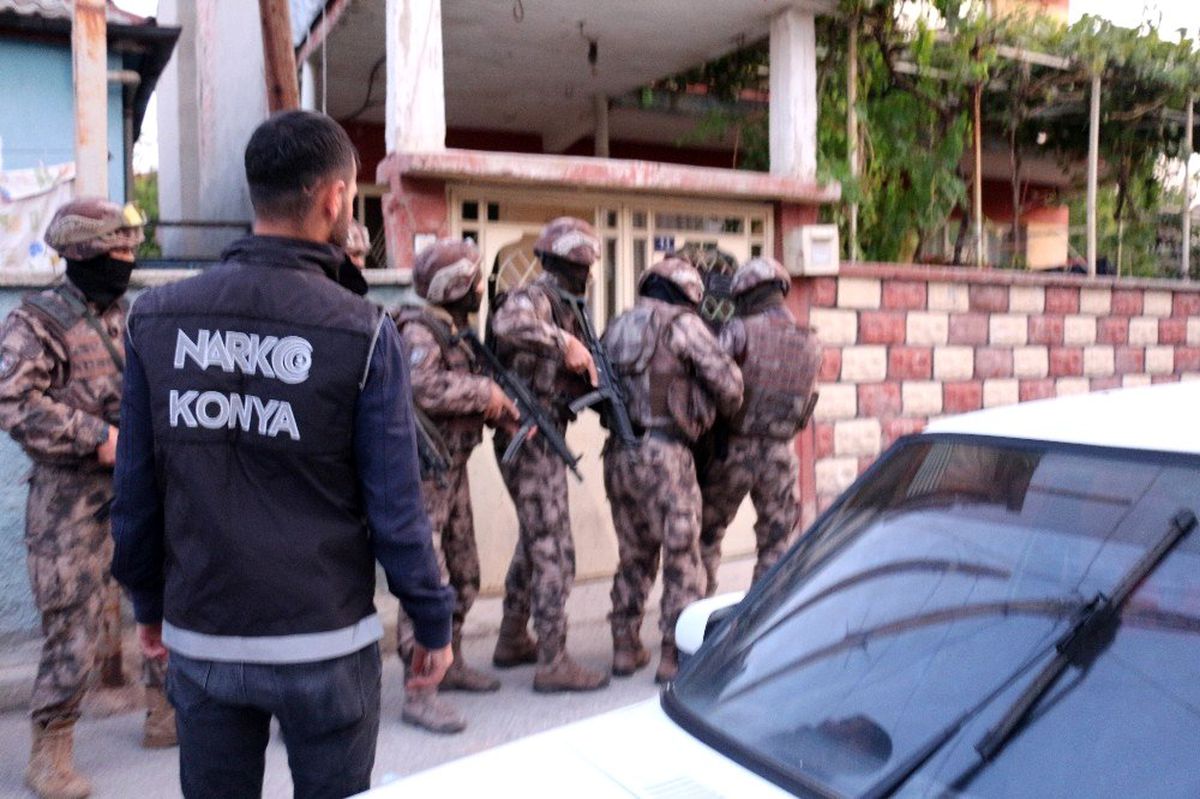 Uyuşturucu operasyonunda 14 şüpheli tutuklandı