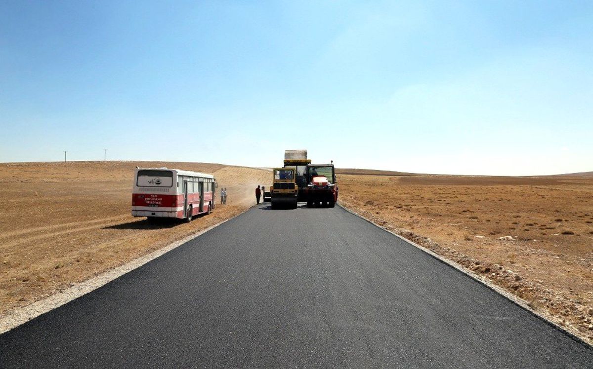 Van Büyükşehir Belediyesinden yol asfaltlama çalışması