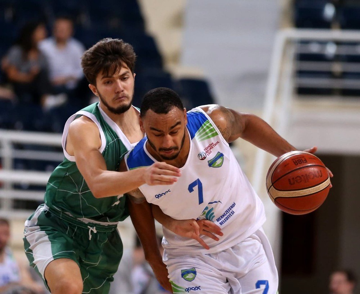 Denizli Basket, Konyaspor\'u 76-52 mağlup etti
