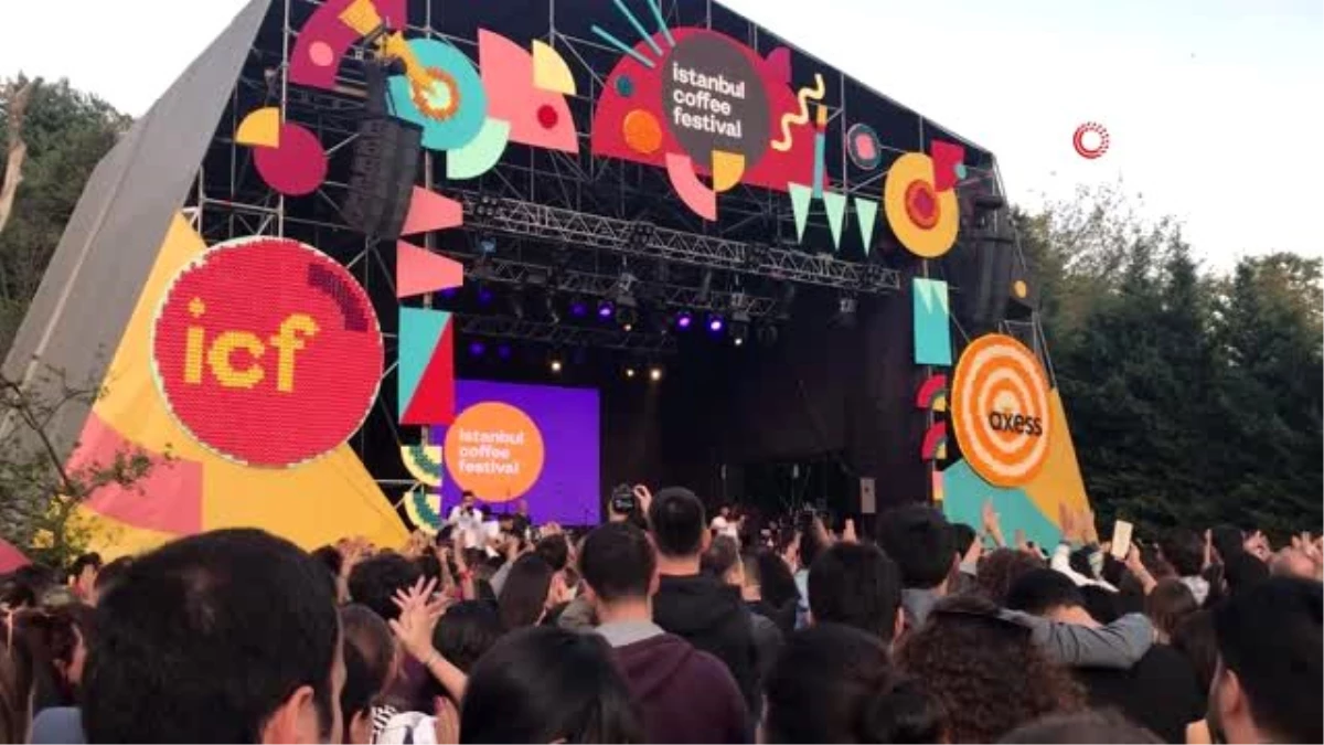 İstanbul Kahve Festivali\'ne Feridun Düzağaç damgası