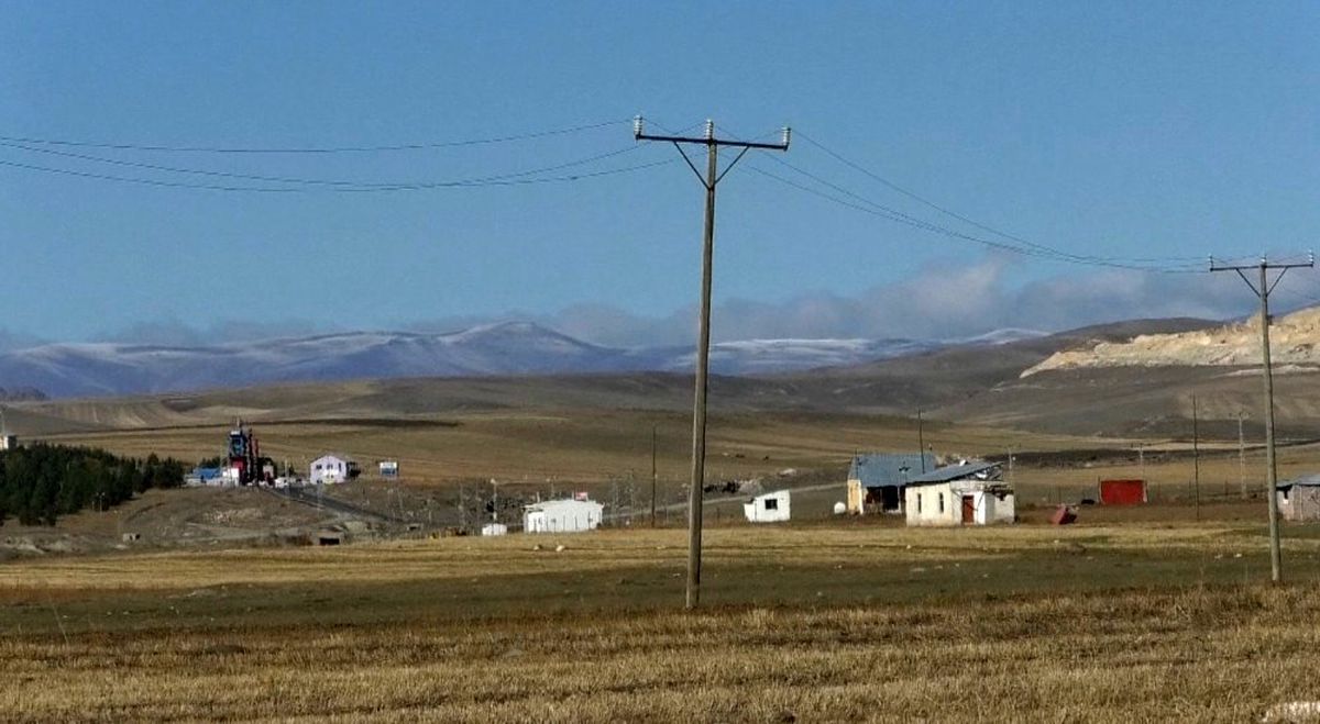 Kars\'a mevsimin ilk karı düştü