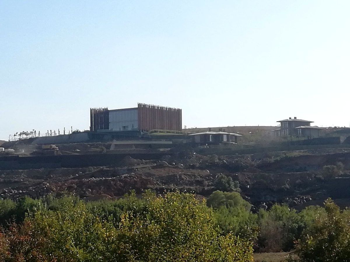 (Özel haber) Riva\'da inşaat devam ediyor