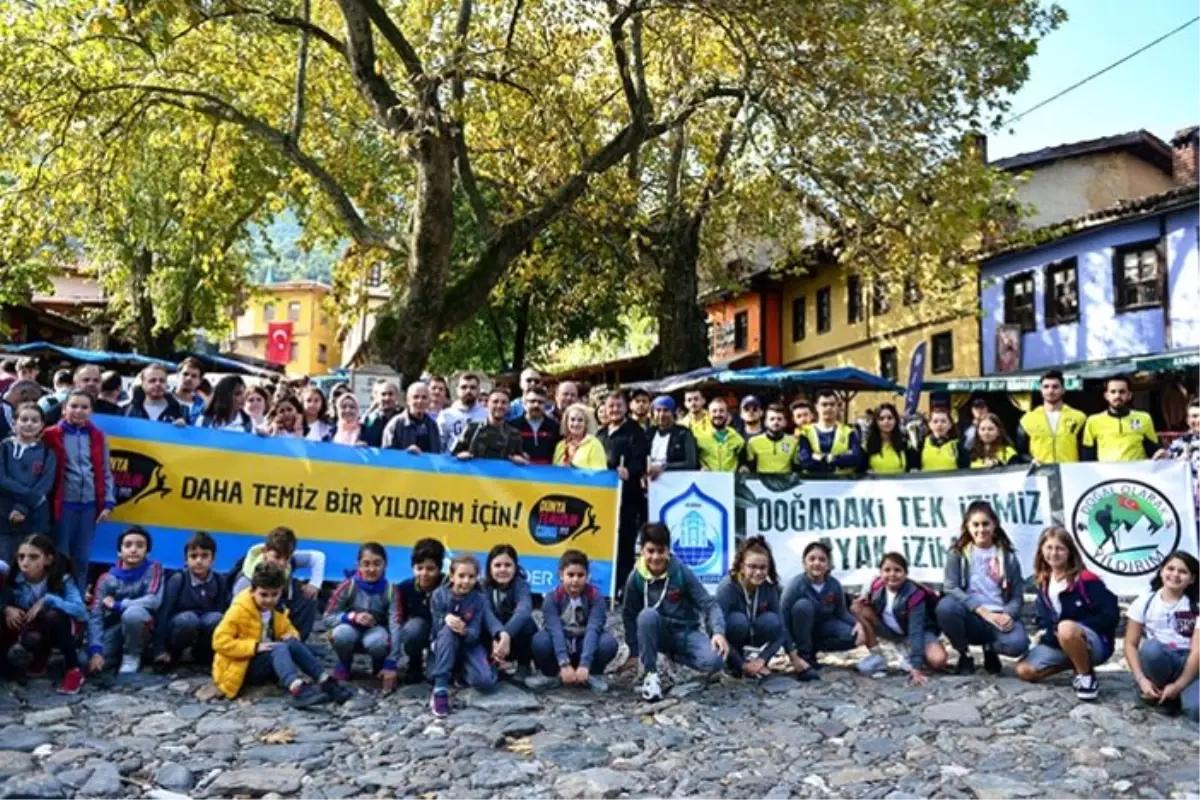 Yıldırımlı gönüllülerden Dünya Temizlik Günü’ne destek