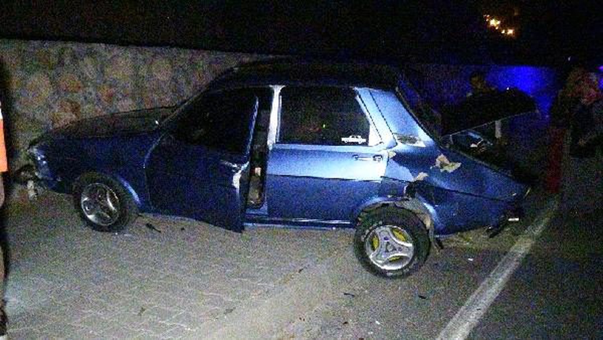 Adıyaman\'da iki otomobil çarpıştı: 5 yaralı