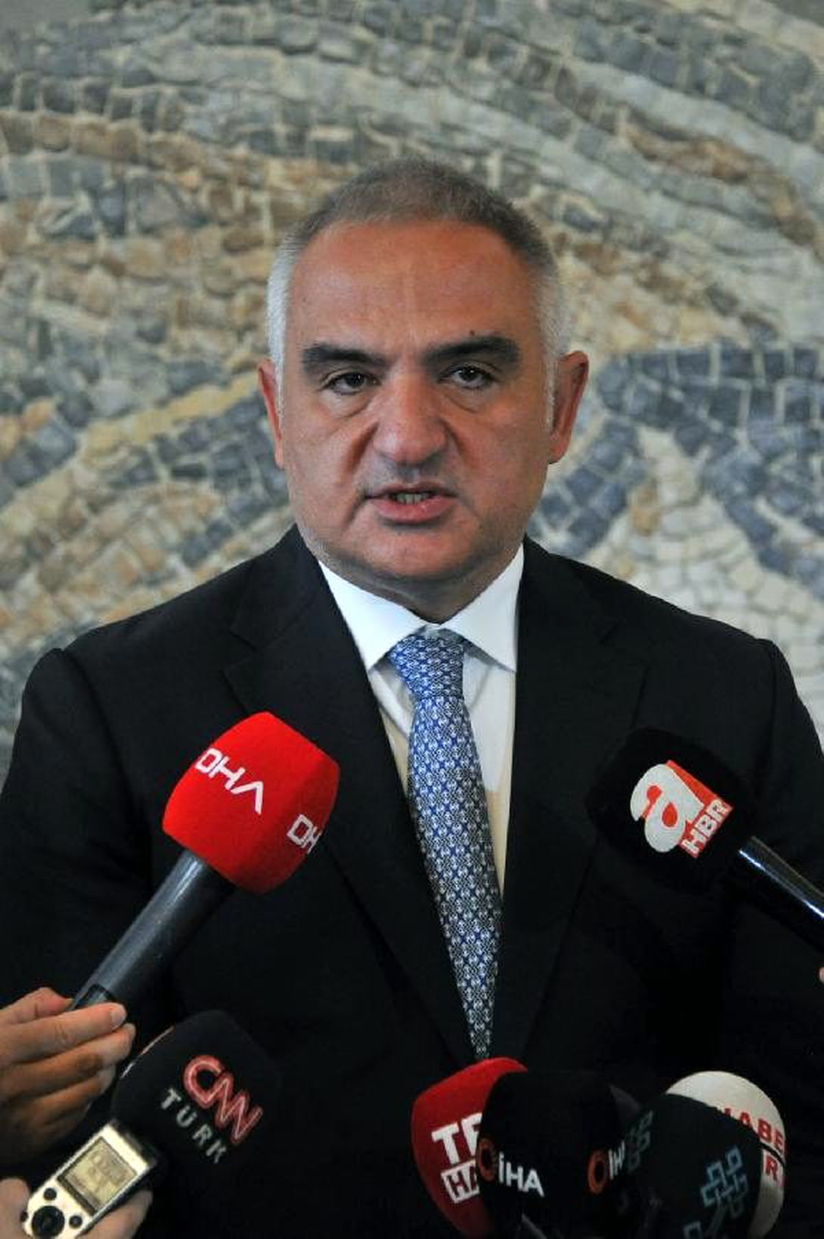Bakan ersoy\'dan \'thomas cook\' açıklaması