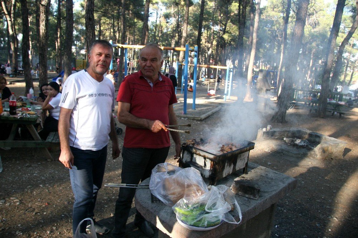 Denizli\'de yaz sezonunun son mangalları yapıldı