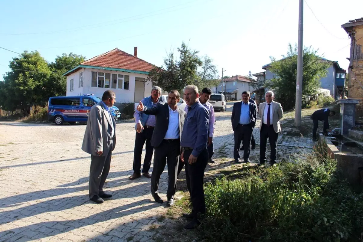 Dumlupınar protokolü vatandaşları dinliyor