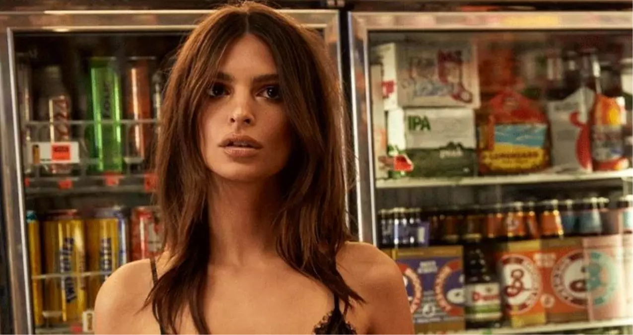 Ünlü model Emily Ratajkowski\'den iç çamaşırlı paylaşım!