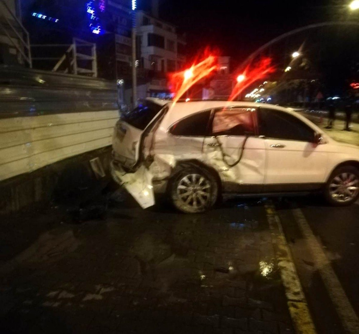 Fatsa\'daki trafik kazası güvenlik kamerasında
