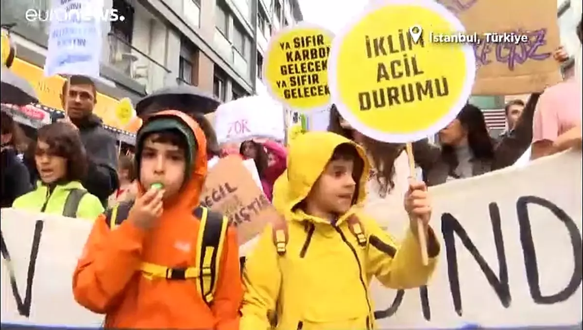 Greta\'nın kıvılcımı tarihin en büyük iklim protestosuna dönüştü: 1 senede 4 milyon kişi