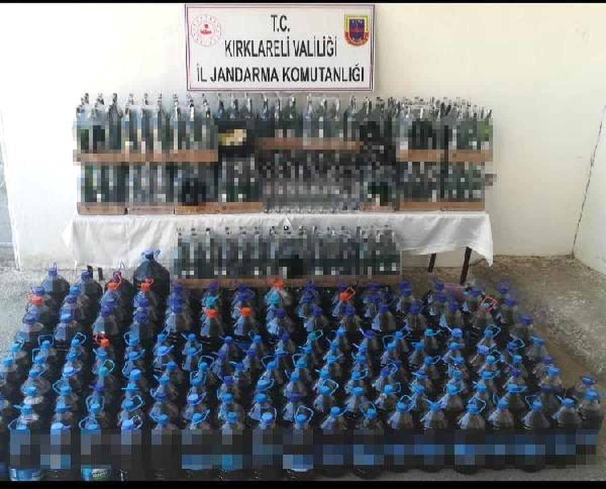 Kırklareli\'de 1597 litre sahte içki ele geçirildi