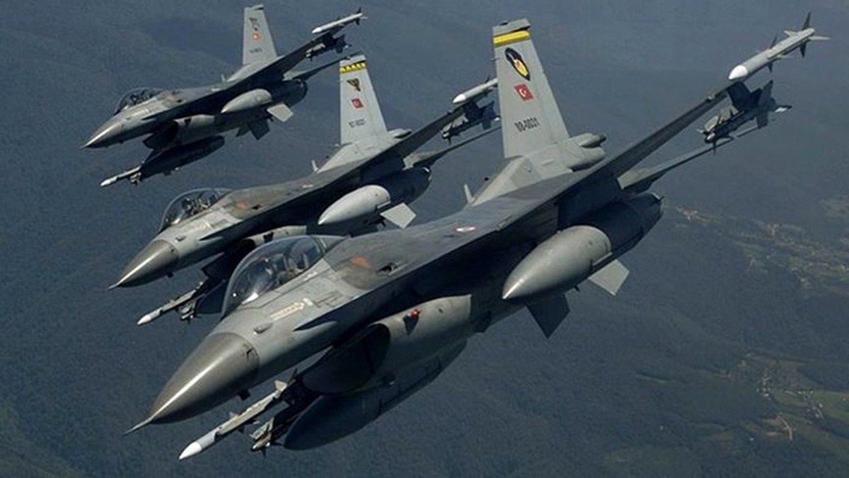 MSB: F-16\'lar Suriye hava sahasında uçtu