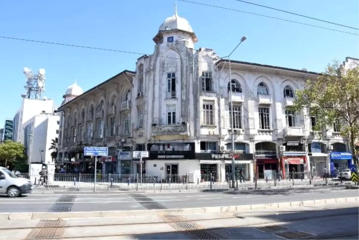 Tarihi handa yangın çıktı, çocukların ders aldığı iki piyano yandı (2)