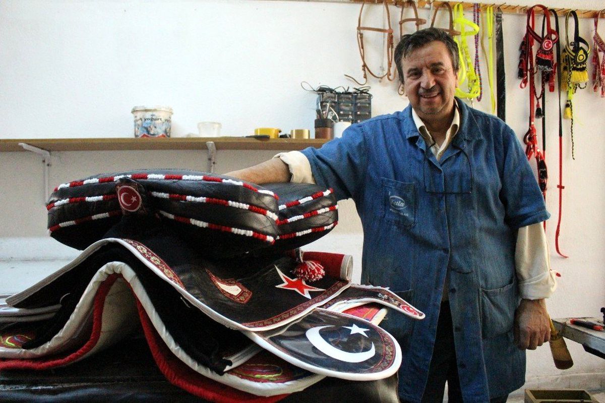 Uşak\'tan Türkiye\'nin yüzde 80\'ine eyer gönderiyor