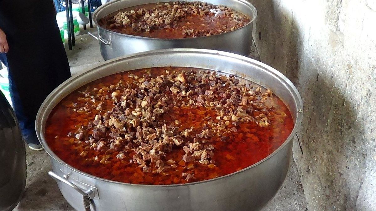 Yılların \'takım yemeği\' geleneği devam ettiriliyor