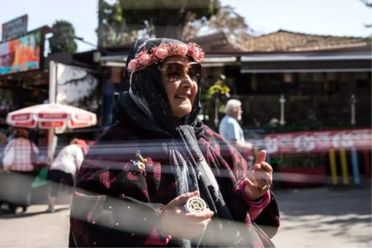 Aya yorgi\'ye dileklerinin kabul olması için tırmandılar