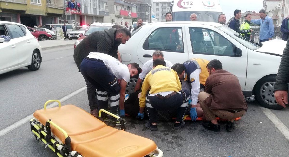 Bafra\'da trafik kazası: 3 yaralı