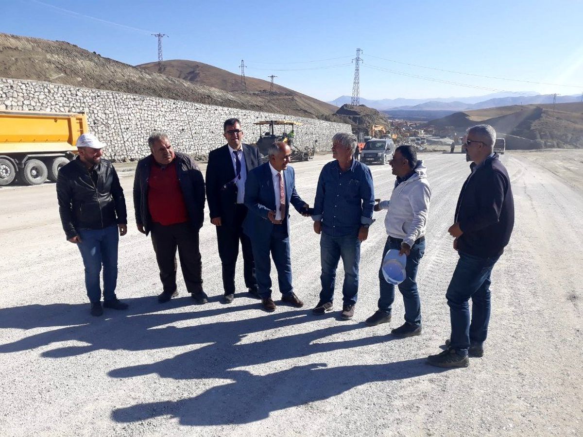 Çaldıran-Doğubayazıt karayolunda çalışma