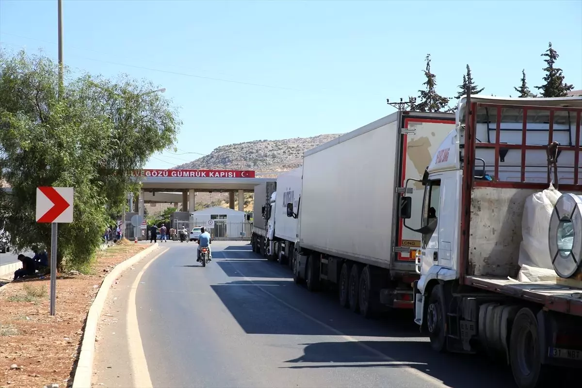 Cilvegözü Sınır Kapısı\'nda tır yoğunluğu