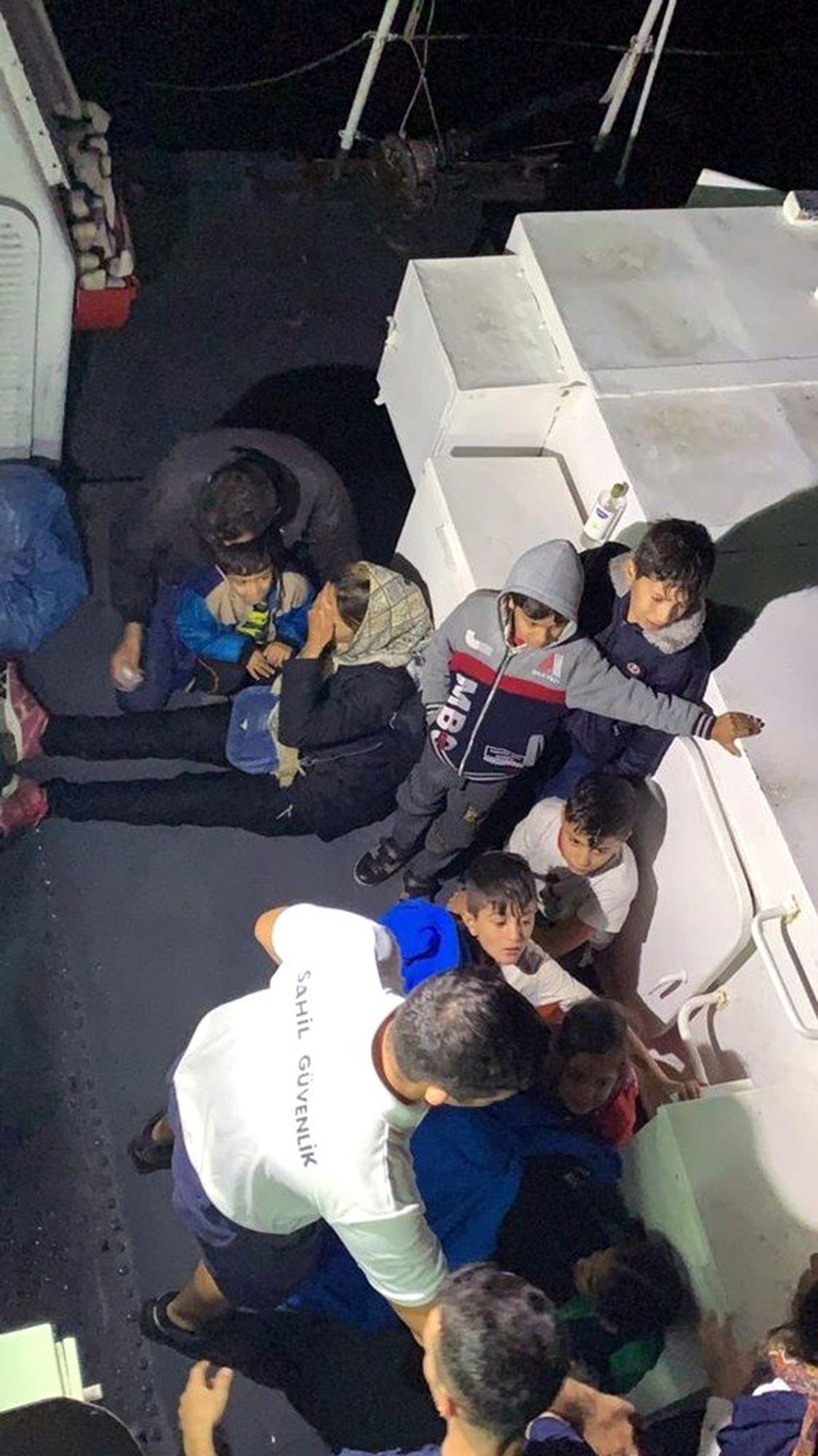 Datça\'da 37 düzensiz göçmen yakalandı