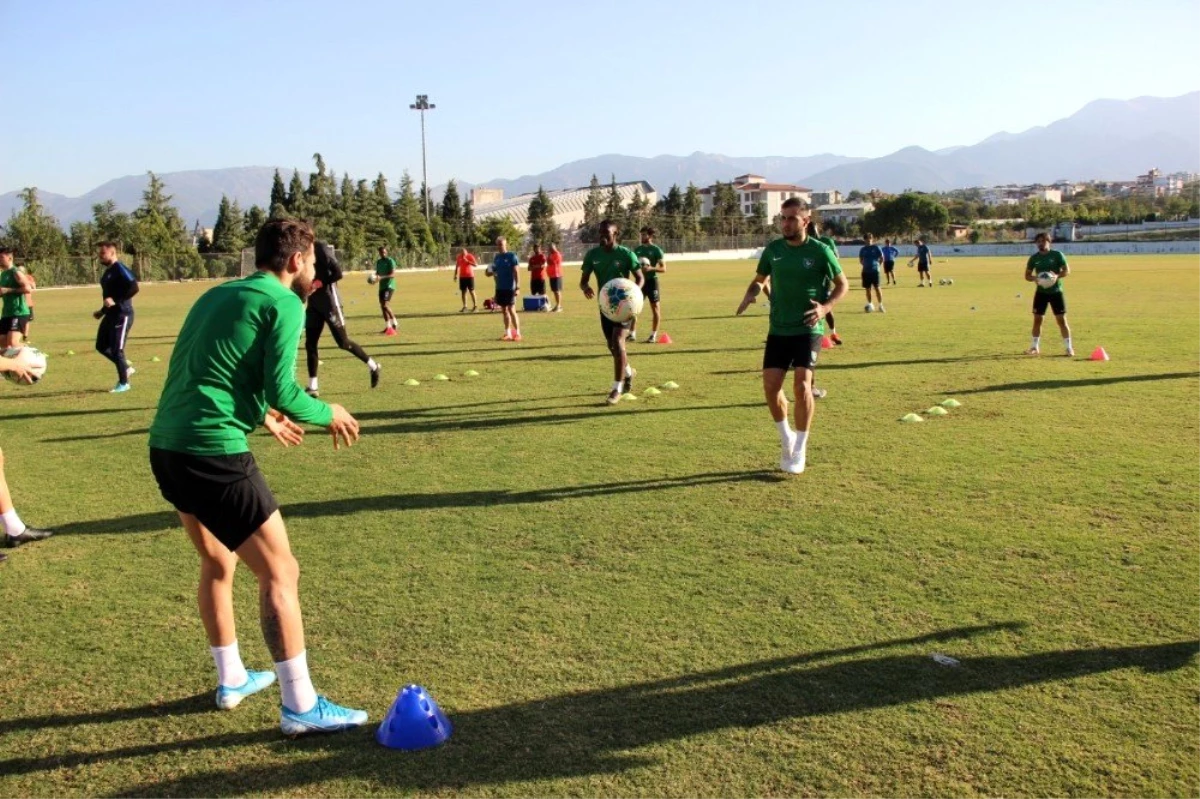 Denizlispor Türkiye Kupası maçı hazırlıklarını sürdürüyor
