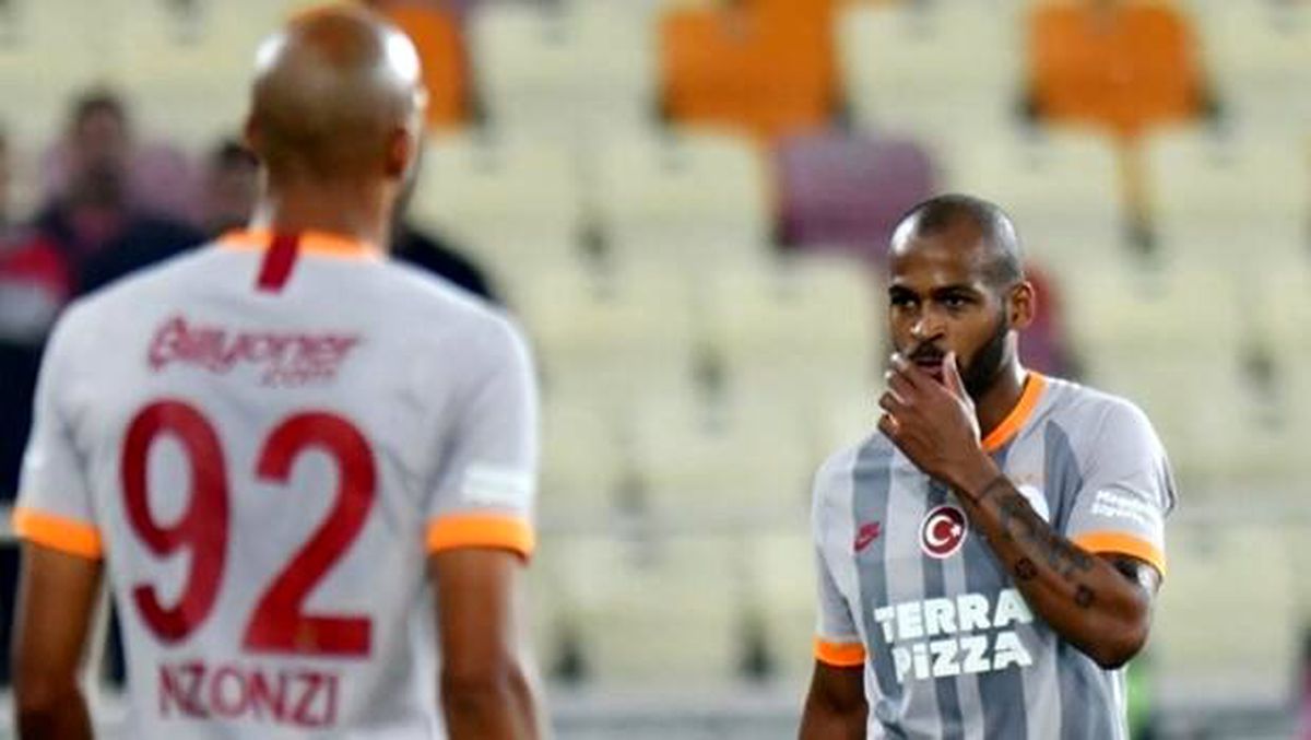 Galatasaray yönetiminden derbi öncesi takıma destek