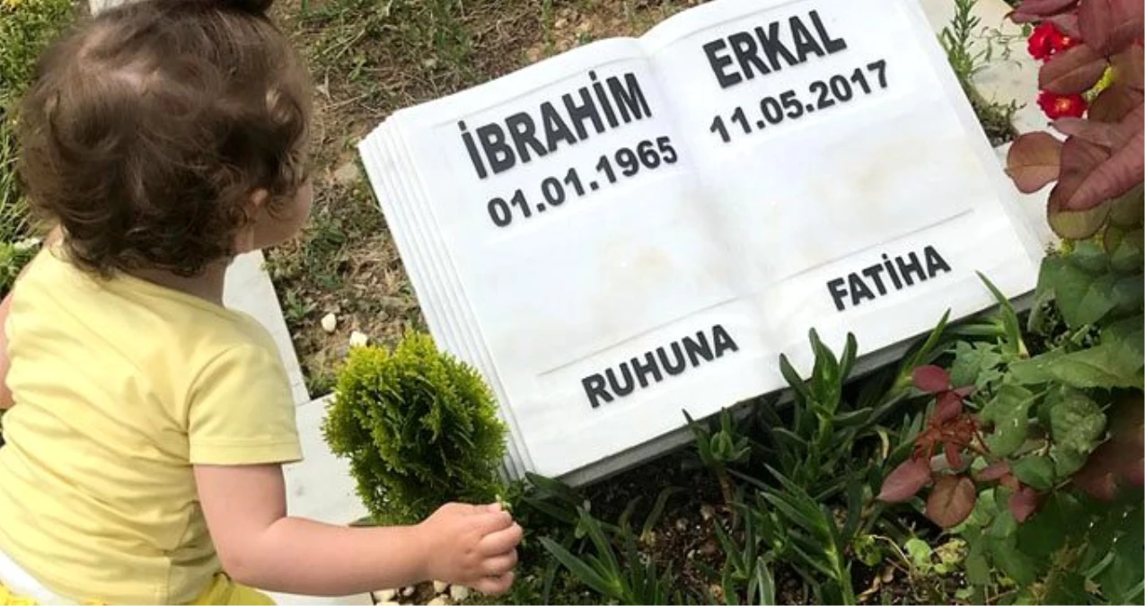 İbrahim Erkal\'ın 2 buçuk yaşındaki kızının babasının mezarındaki sözleri yürek burktu: Seni özledim