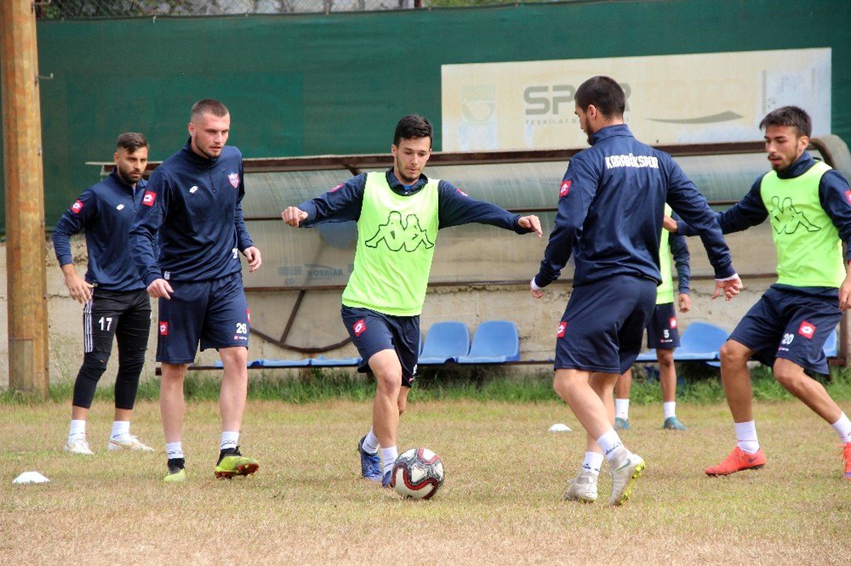 Karabükspor\'da Gümüşhanespor maçı hazırlıkları tamamlandı