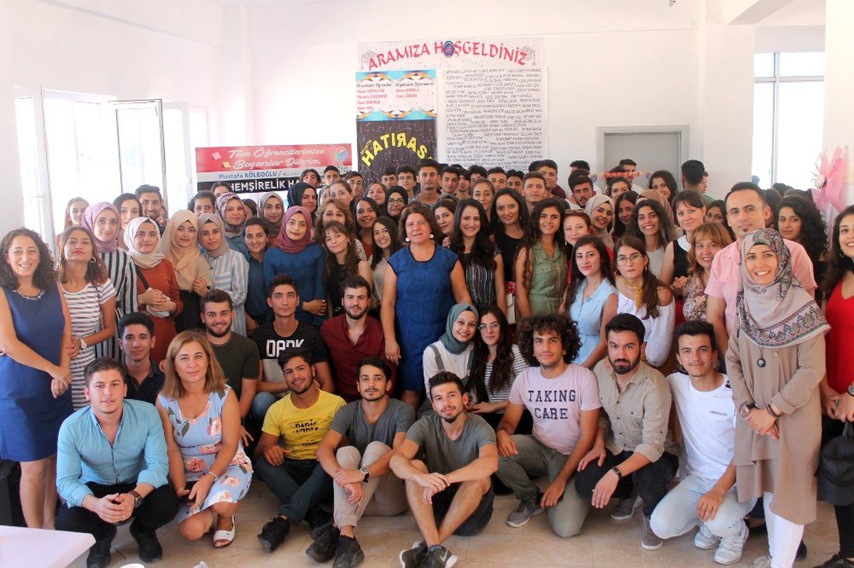Sağlık Bilimleri Fakültesinde tanışma kokteyli düzenlendi