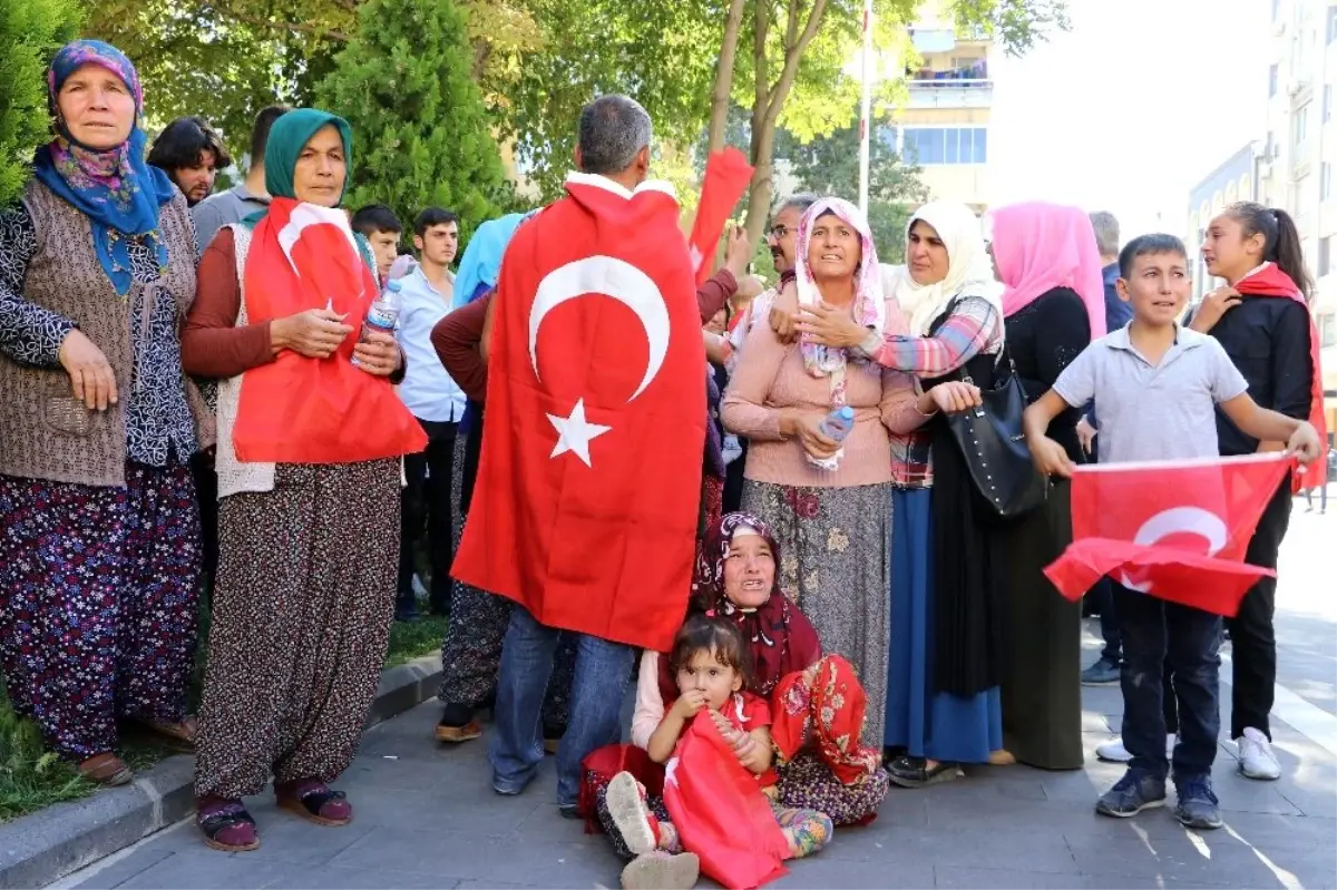 Şehit teğmenin cenazesi için feryat ettiler