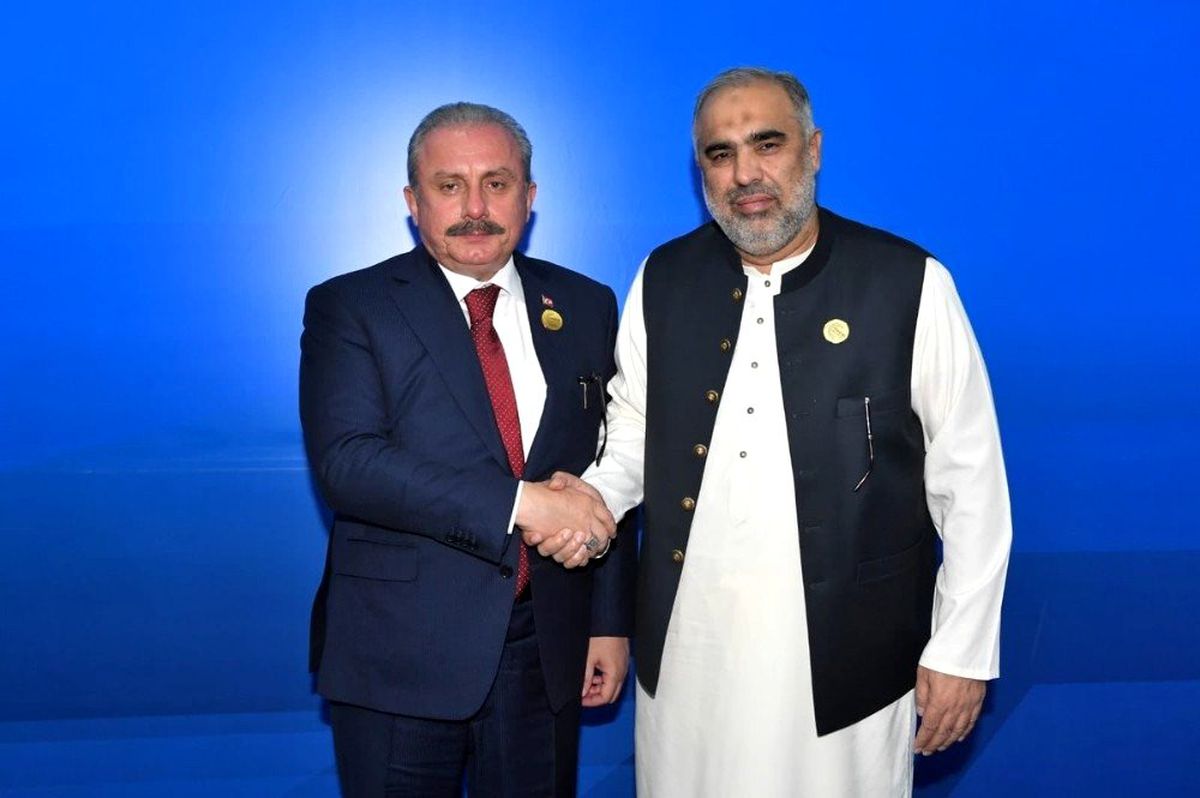 TBMM Başkanı Şentop, Kazakistan\'da meclis başkanları ve temsilcileri aile fotoğrafı çektirdi